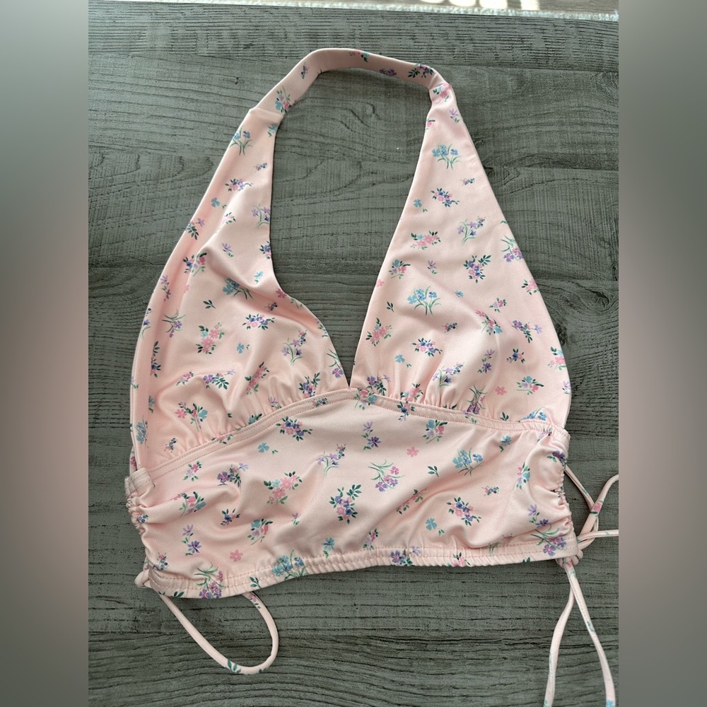 Princess Polly pink Penelope cropped halter top